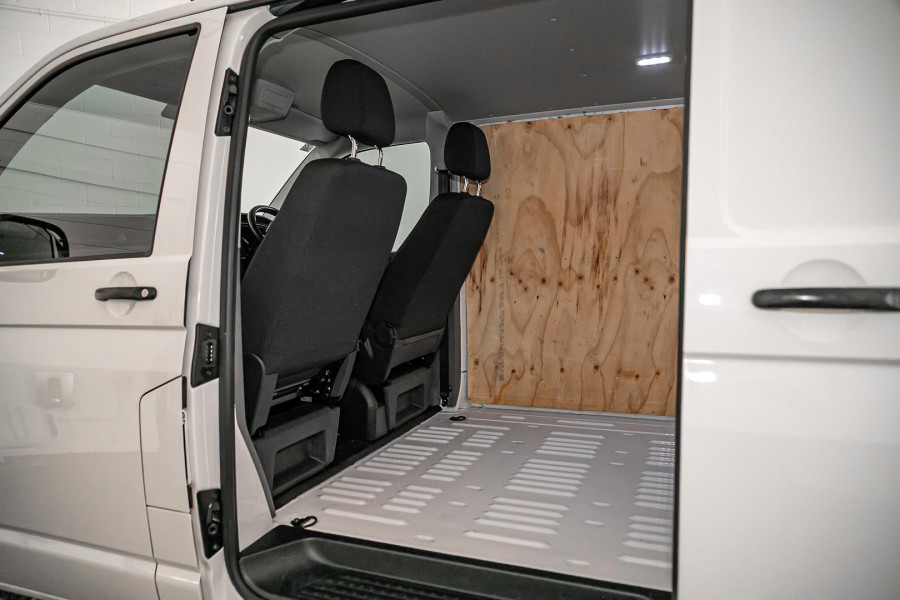 2022 Volkswagen Transporter T6.1 LWB Van Image 12