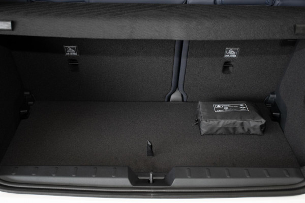 2026 MINI Cooper J01 SE Paul Smith Edition Hatch image 19