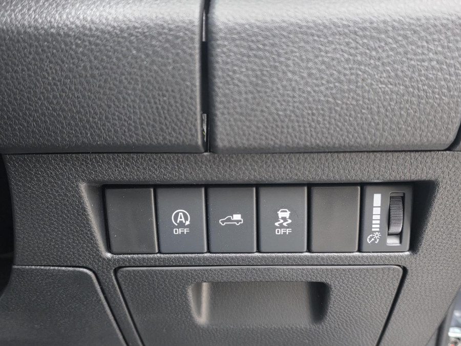 2026 MY25.5 Isuzu D-MAX RG X-TERRAIN Ute Image 11