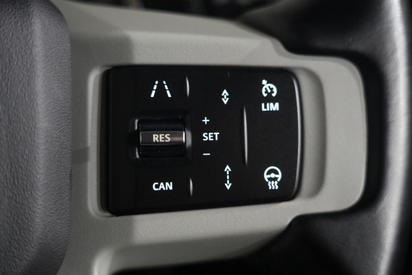 2022 Land Rover Defender L663 110 P400 SE 7 SEATER SUV Image 24