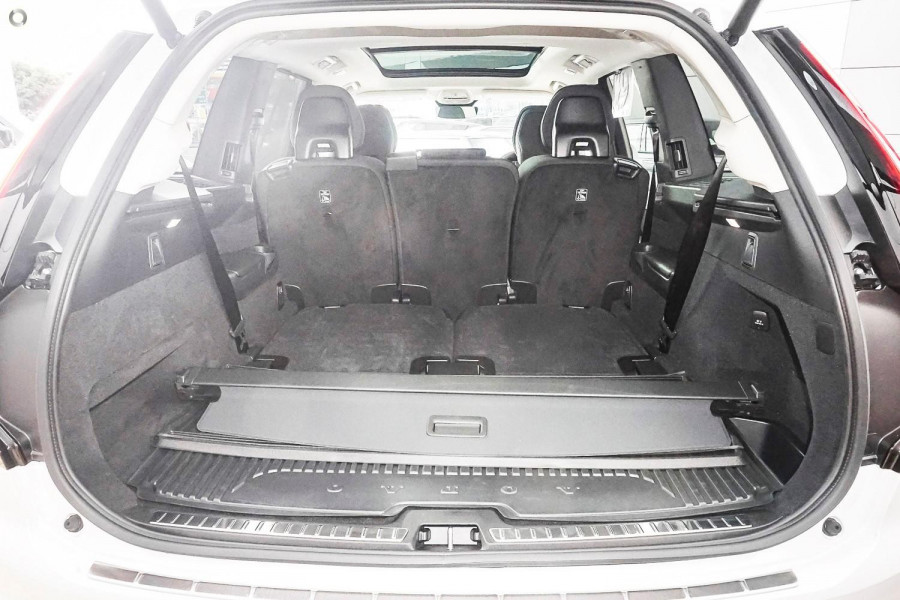 2026 Volvo XC90 L Series Plus B5 Bright SUV Image 9