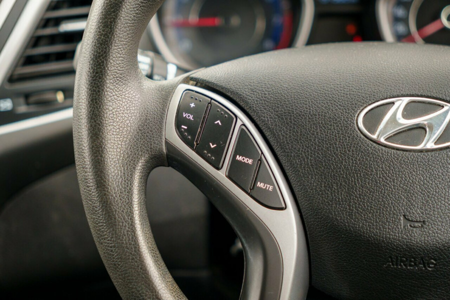 2014 Hyundai Elantra MD3 Active Sedan Image 9