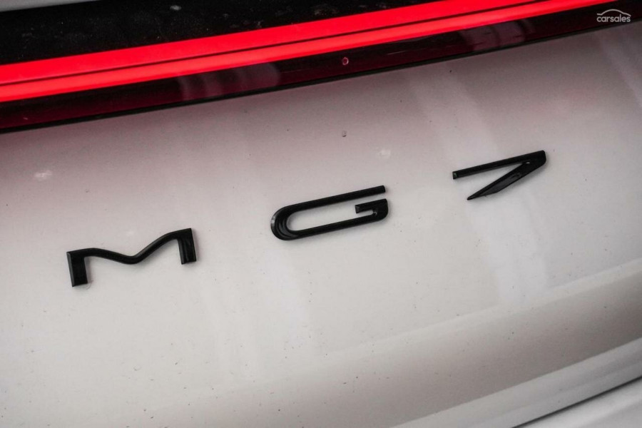 2026 MY25 MG MG7 IP42 Essence Sedan Image 8