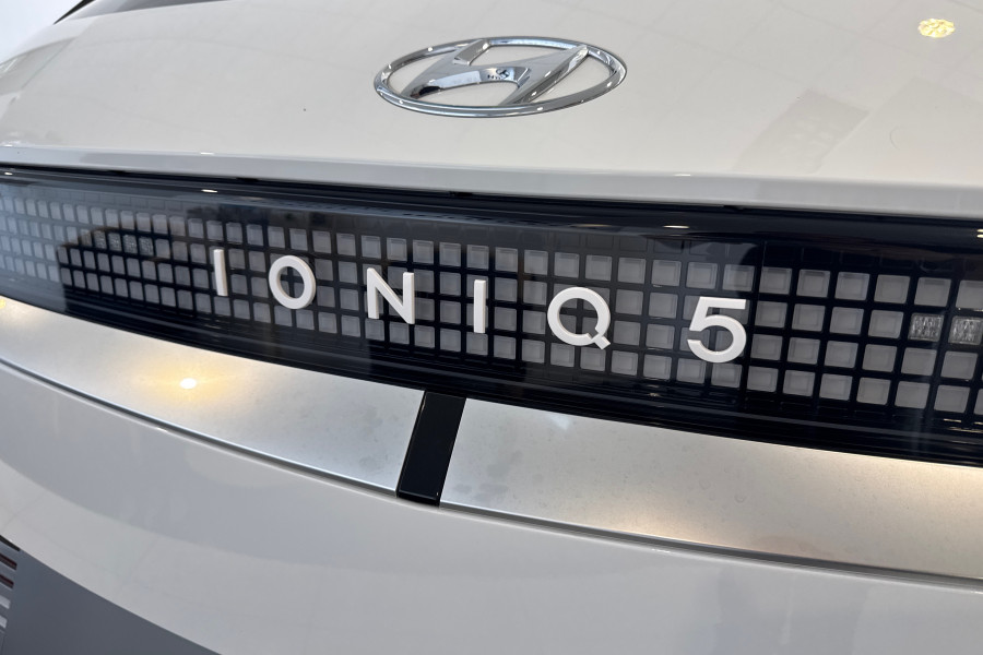 2023 MY24 Hyundai IONIQ 5 NE.V4  SUV Image 16
