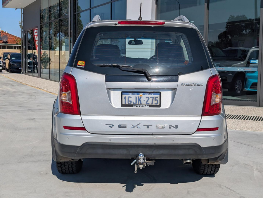 2014 SsangYong Rexton Y285 II SX SUV Image 6