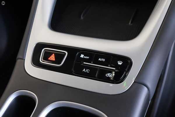 2026 MY27 Geely EX2 E22H Inspire Hatch Image 3