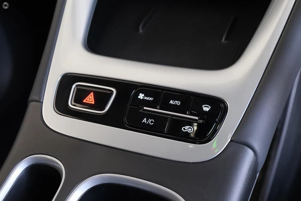 2026 MY27 Geely EX2 E22H Inspire Hatch Image 3