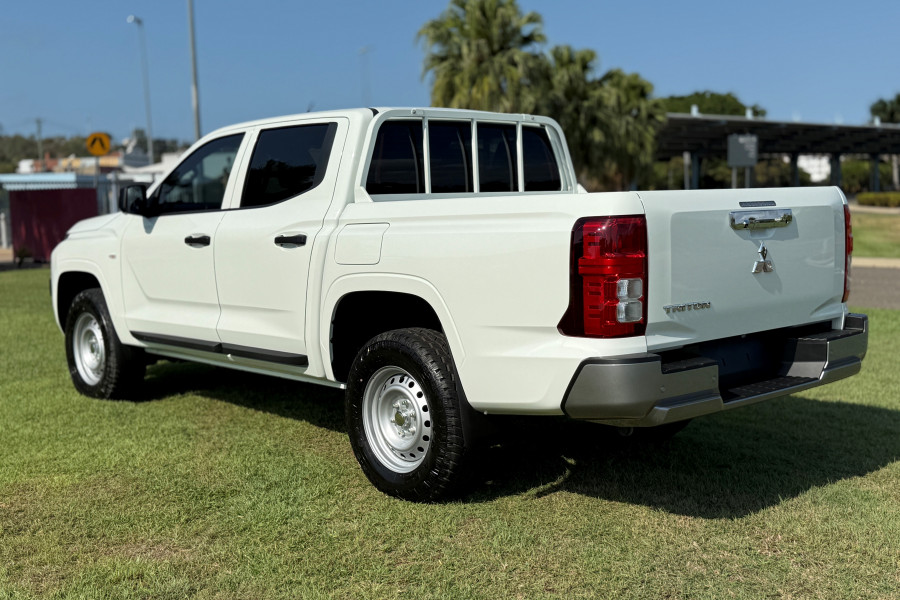 2024 Mitsubishi Triton MV GLX Ute Image 6