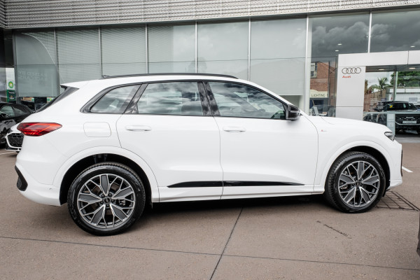 2025 Audi Q5 GU TFSI 150kW SUV image 3