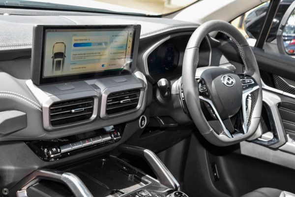 2025 LDV D90 SV9A Executive SUV Image 9