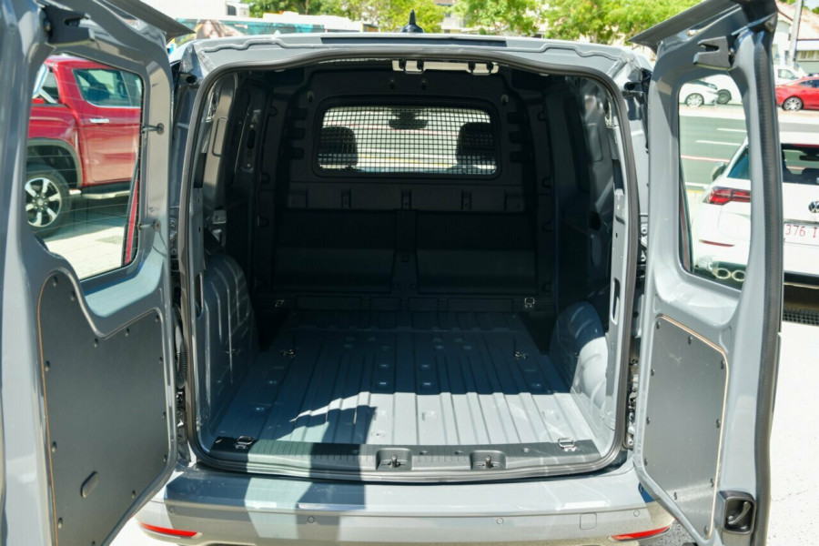2026 Volkswagen Caddy 5 TSI220 SWB Van Image 8