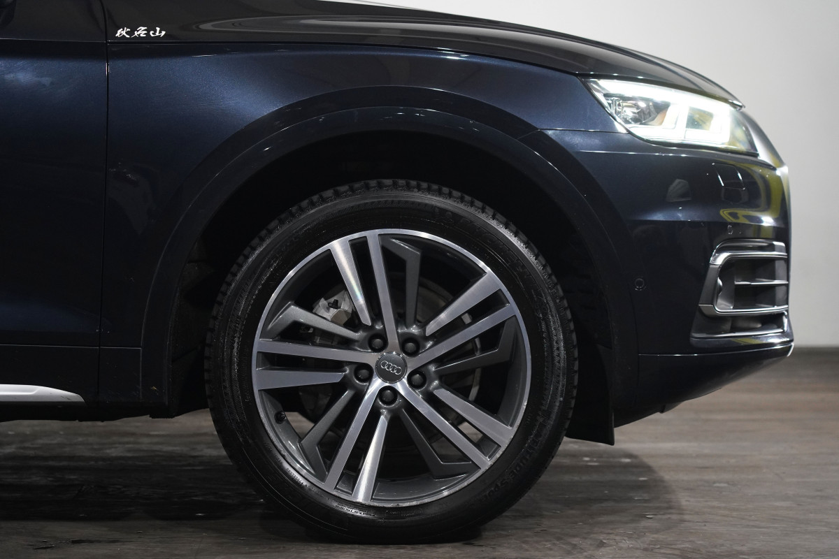 2020 Audi Q5 45 Tfsi Quattro Sport SUV Image 5