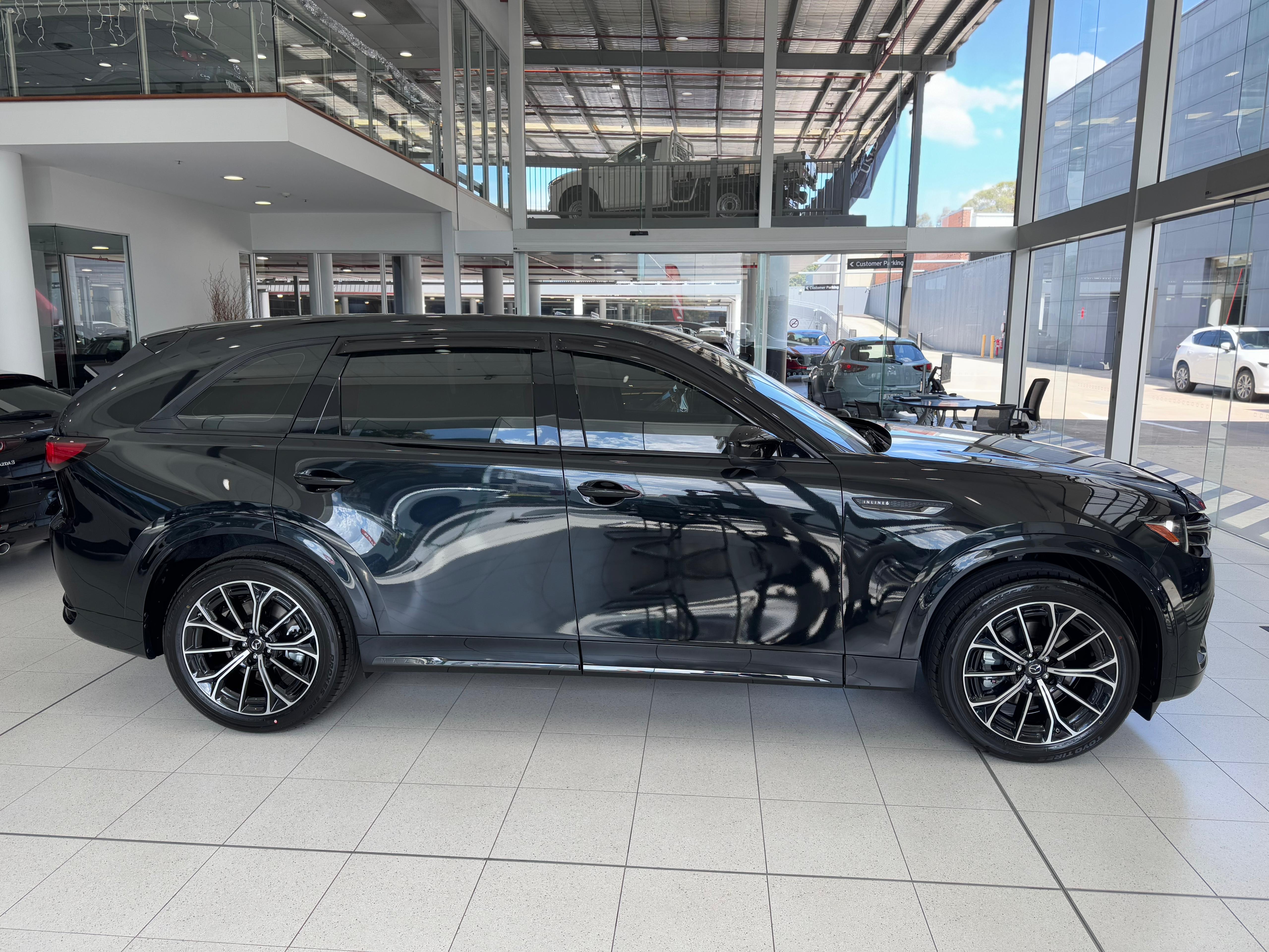 2024 Mazda CX-70 KJ D50e Azami SUV Image 3