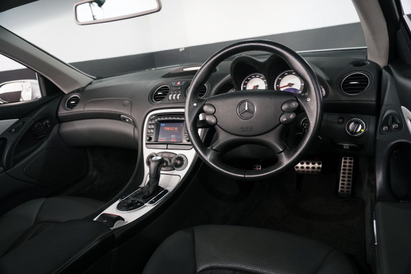 2003 Mercedes-Benz SL 55 AMG Convertible Image 22