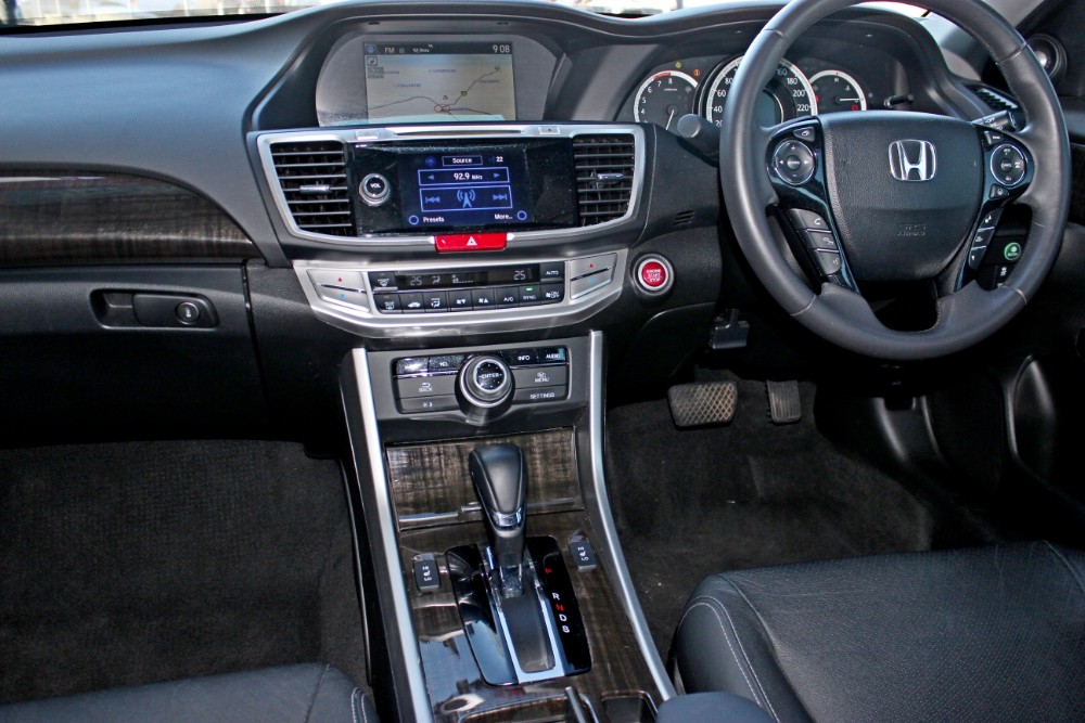 2013 Honda Accord 9th Gen  VTi-L Sedan Image 11