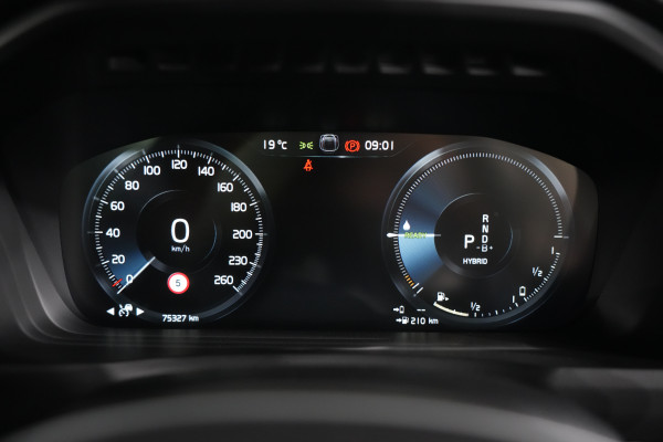 2021 MY20 Volvo XC90 L Series T8 R-Design SUV image 16