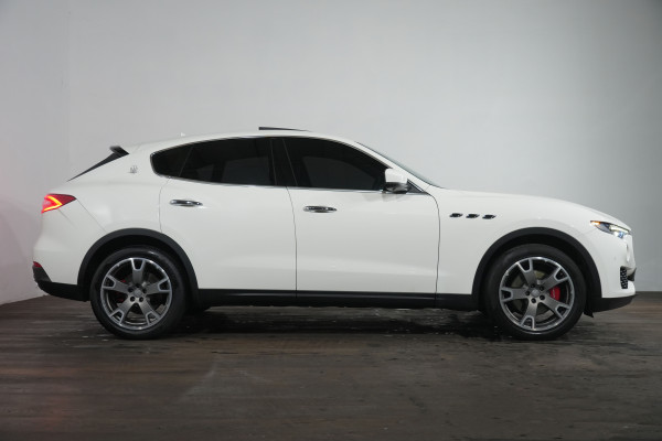 2020 Maserati Levante SUV image 4