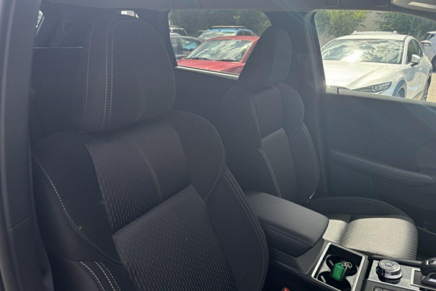 2024 Mitsubishi Outlander ZM LS SUV Image 15