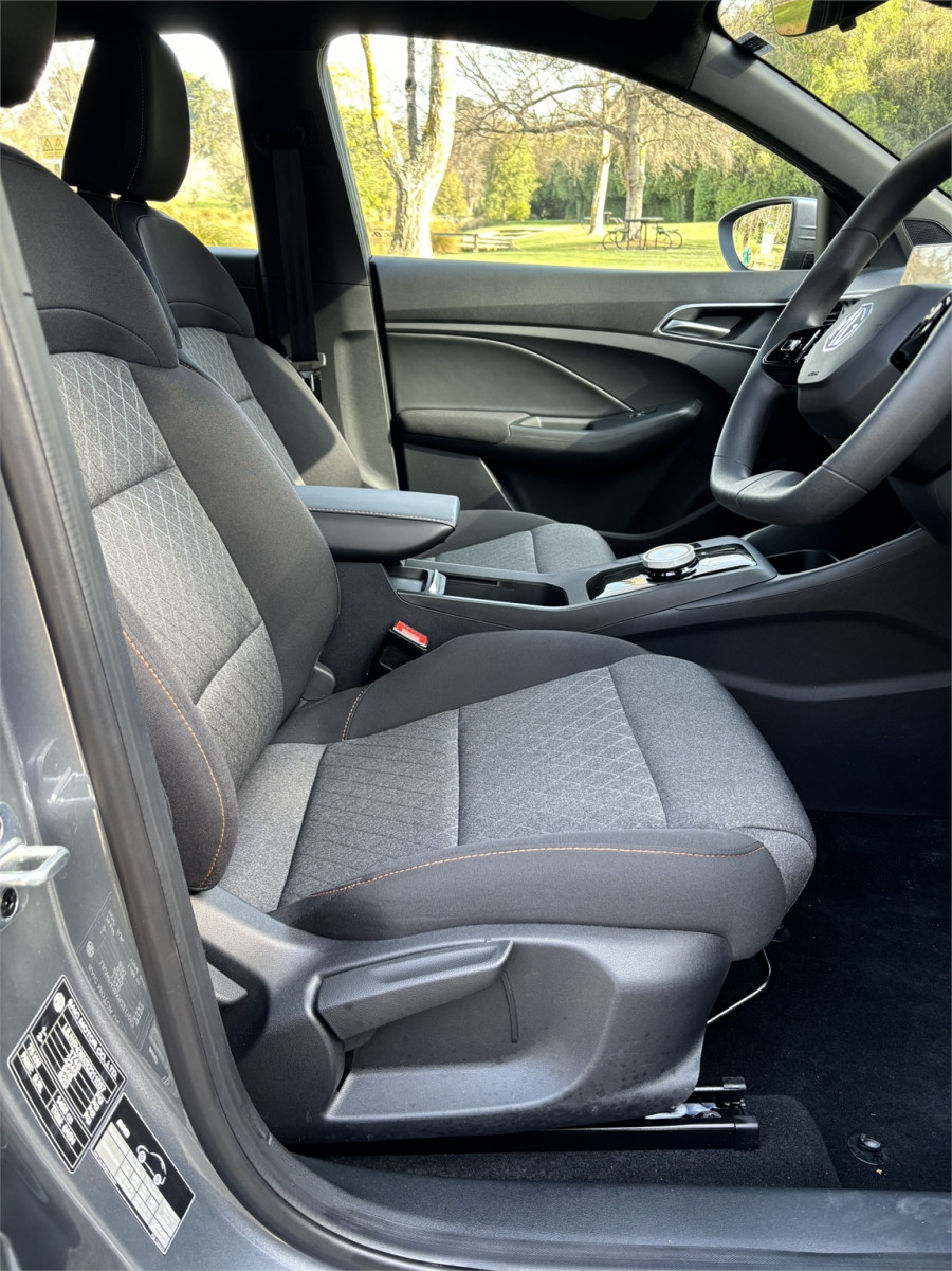 2026 MY24.5 MG MG3 ZP22 Excite Hybrid+ Hatch Image 8