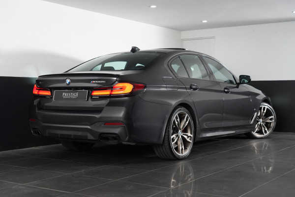 2022 BMW V8TT M550i Xdrive Pure Lci Sedan Image 16