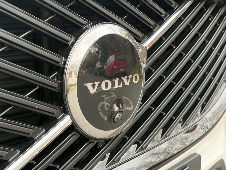 2025 Volvo XC60 UZ Plus T8 Plug-in Hybrid SUV Image 5