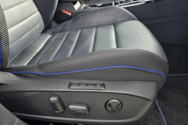 2023 Volkswagen Golf 8 R Hatch Image 16