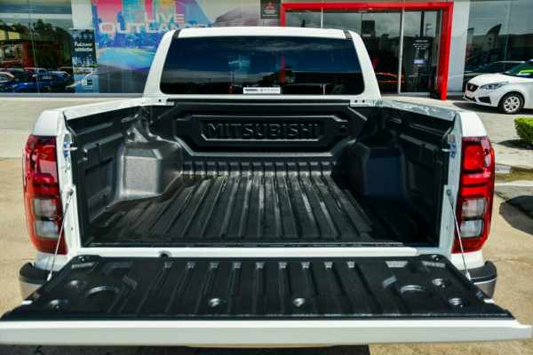 2025 Mitsubishi Triton MV GLS Ute Image 8