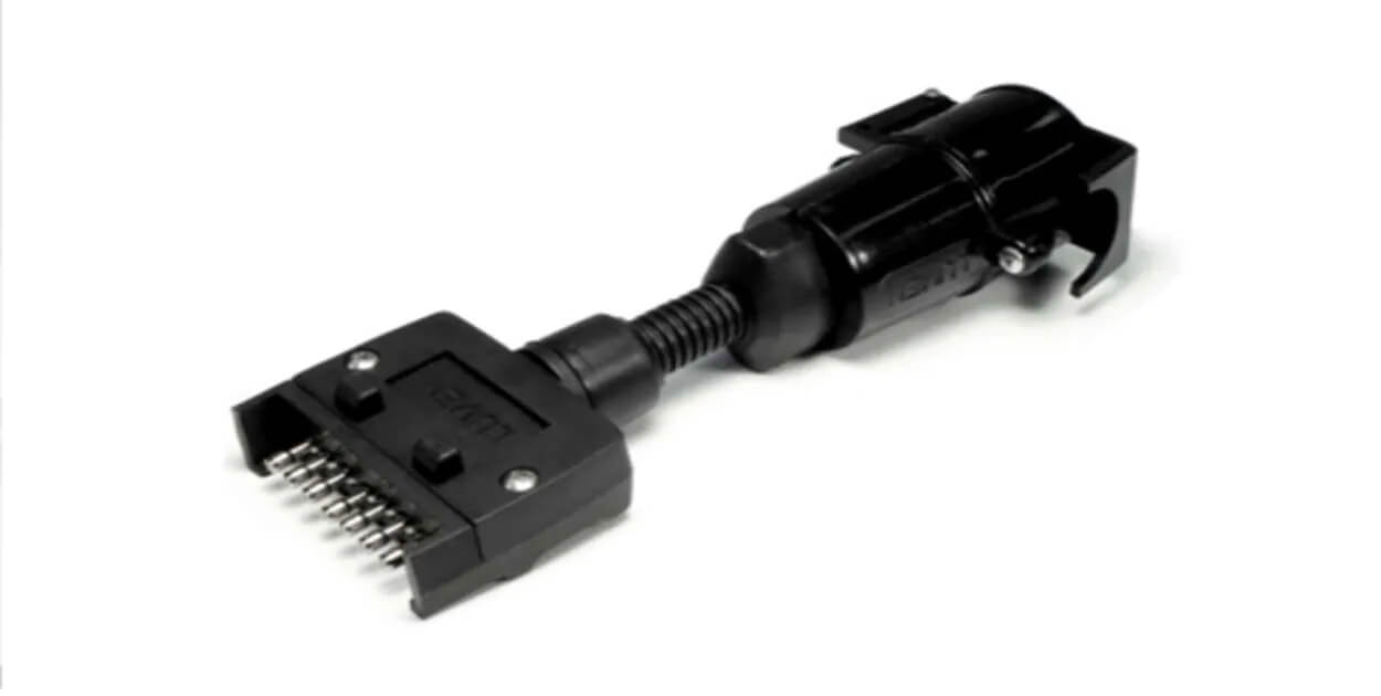 <img src="Towing - plug adaptor - 7 pin flat to 7 pin round