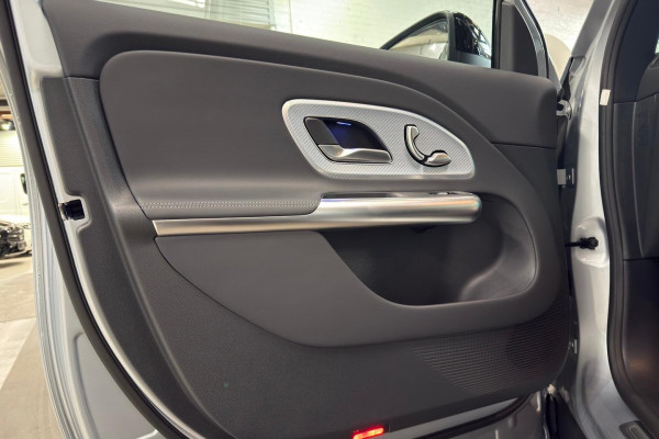 2026 Mercedes-Benz GLB-Class X244 GLB350 electric SUV Image 27