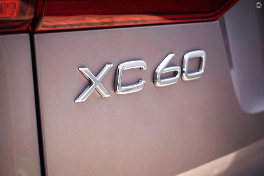 2026 Volvo XC60 UZ Plus B5 Bright SUV Image 7