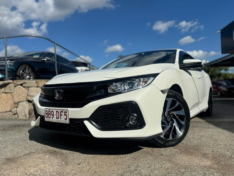 2018 Honda Civic 10th Gen VTi-S Hatch Image 2