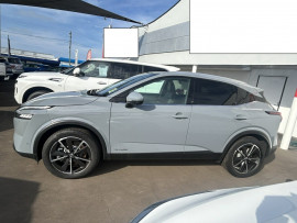 2024 Nissan QASHQAI J12 Ti e-Power SUV image 2