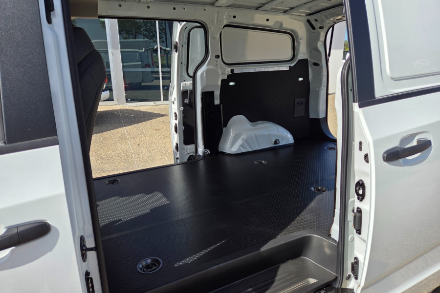 2025 LDV G10 SV7C + Van Image 15