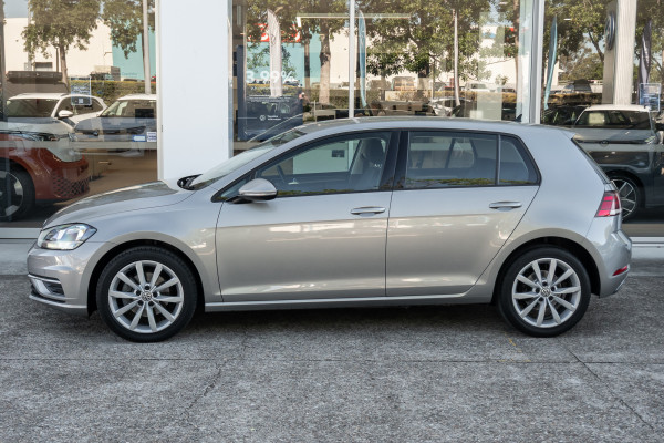 2018 MY19 Volkswagen Golf 7.5 110TSI Comfortline Hatch Image 3