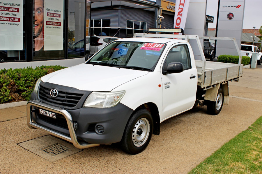 2012 Toyota HiLux TGN16R  Workmate Cab chassis - single cab Image 1