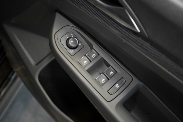 2025 MY26 Volkswagen Golf 8.5 GTI Hatch Image 18