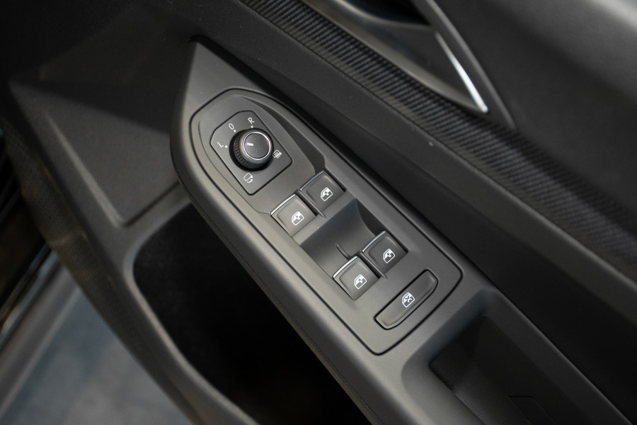 2025 MY26 Volkswagen Golf 8.5 GTI Hatch Image 18
