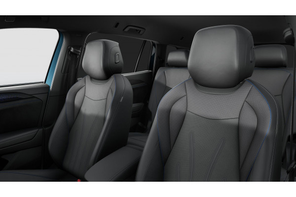2025 MY26 Volkswagen Tayron R4 195TSI R-Line SUV Image 12