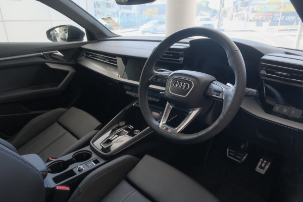 2026 Audi A3 GY TFSI 110kW S line Hatch image 5