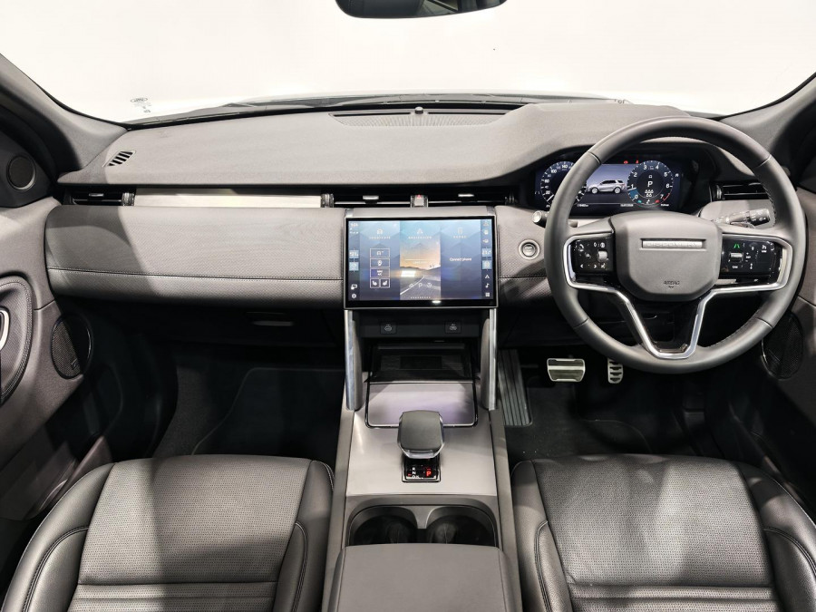 2025 MY25.5 Land Rover Discovery Sport L550 P250 Dynamic SE SUV Image 32