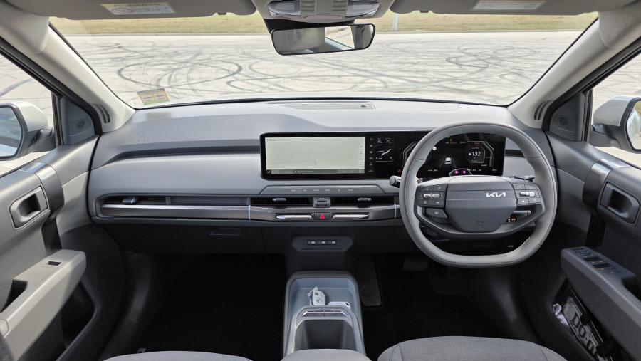 2026 Kia EV3 SV Air Long Range SUV Image 9