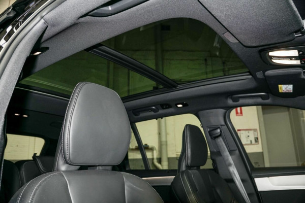 2026 Volvo XC90 L Series Black Edition SUV Image 16