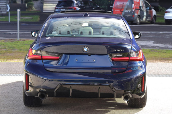 2025 BMW 3 Series G20 LCI II 330i M Sport Sedan image 4