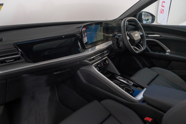 2026 Audi Q5 GU TFSI 200kW sport SUV
