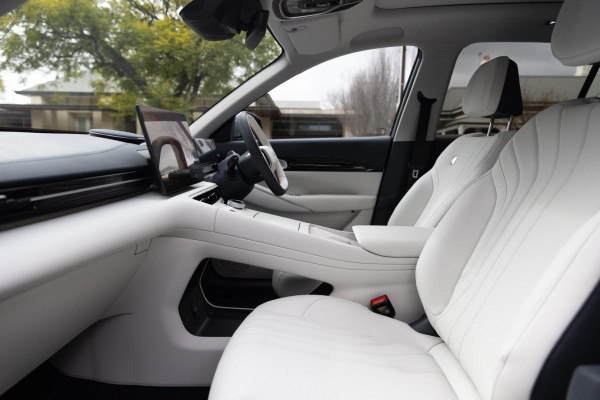 2026 MY27 Geely Starray EM-i P145 Inspire Extended Range SUV Image 3