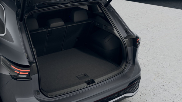 2026 Volkswagen Tiguan CT 150TSI R-Line SUV image 8