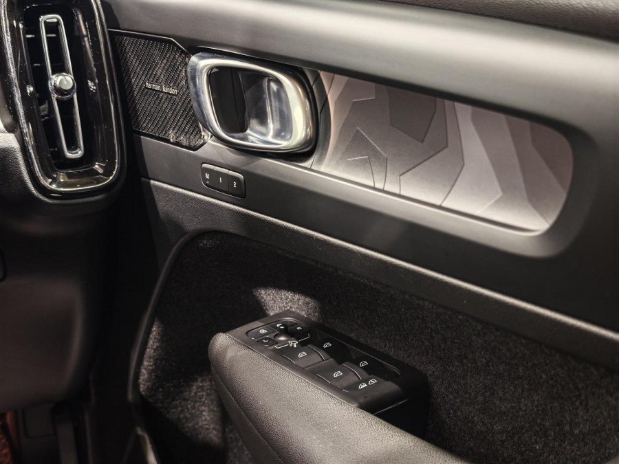 2022 MY23 Volvo C40 XK Recharge Twin SUV Image 19