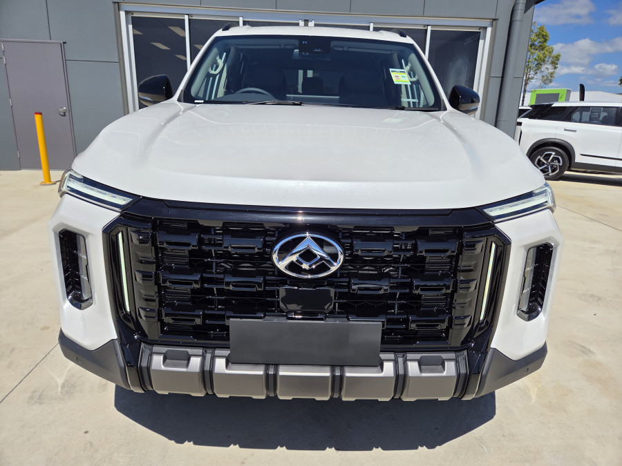 2026 MY25 LDV D90 SV9A Executive SUV Image 8
