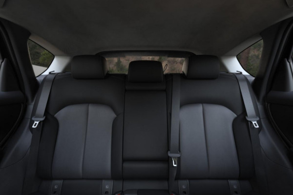 2025 Mazda CX-60 KH Series P50e Pure SUV Image 18