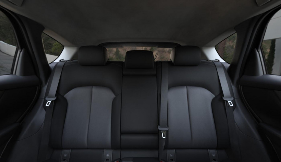 2025 Mazda CX-60 KH Series P50e Pure SUV Image 18